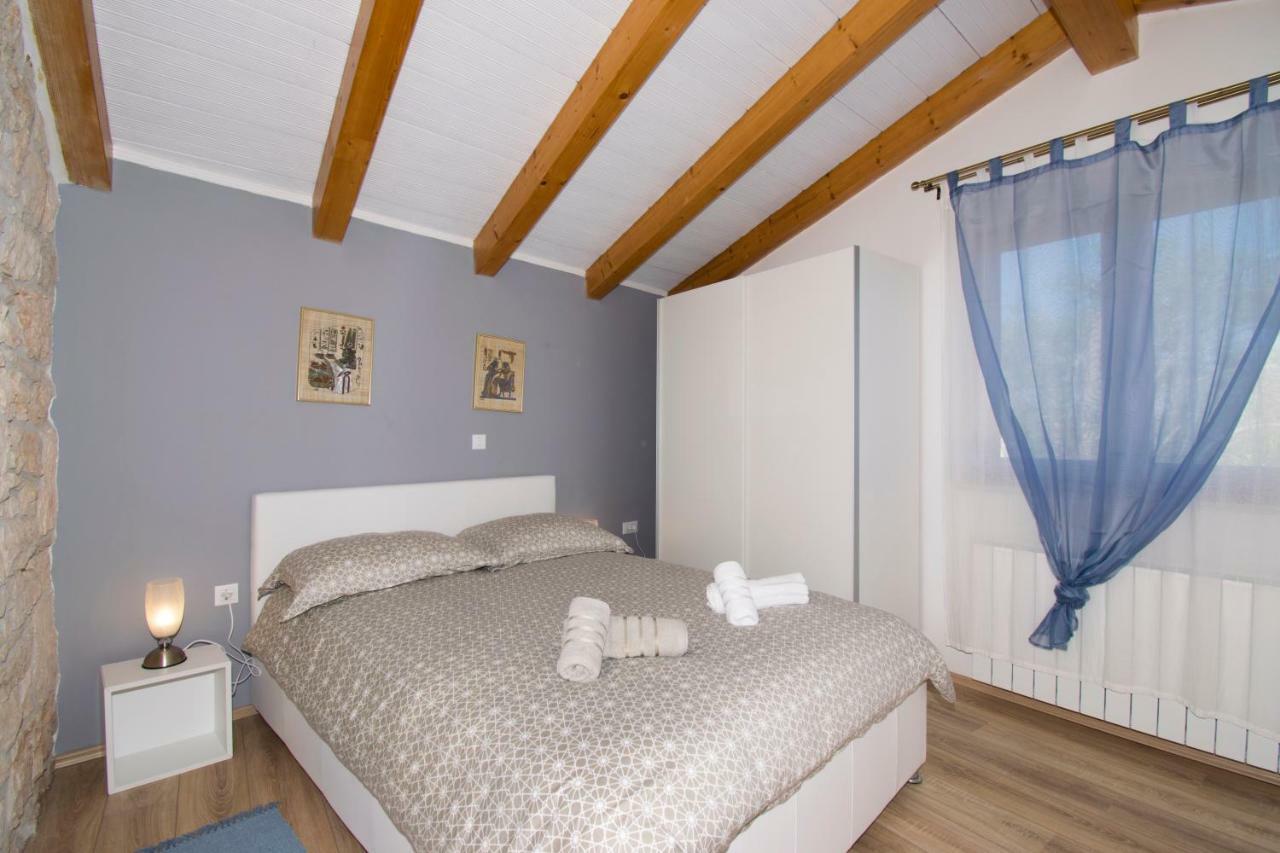 Villa Casa Sossi Near Rovinj à Kanfanar Extérieur photo