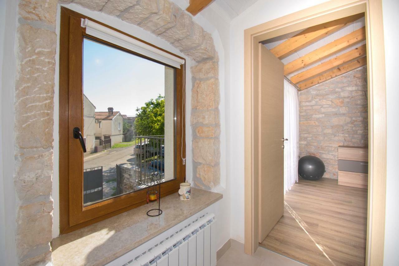 Villa Casa Sossi Near Rovinj à Kanfanar Extérieur photo